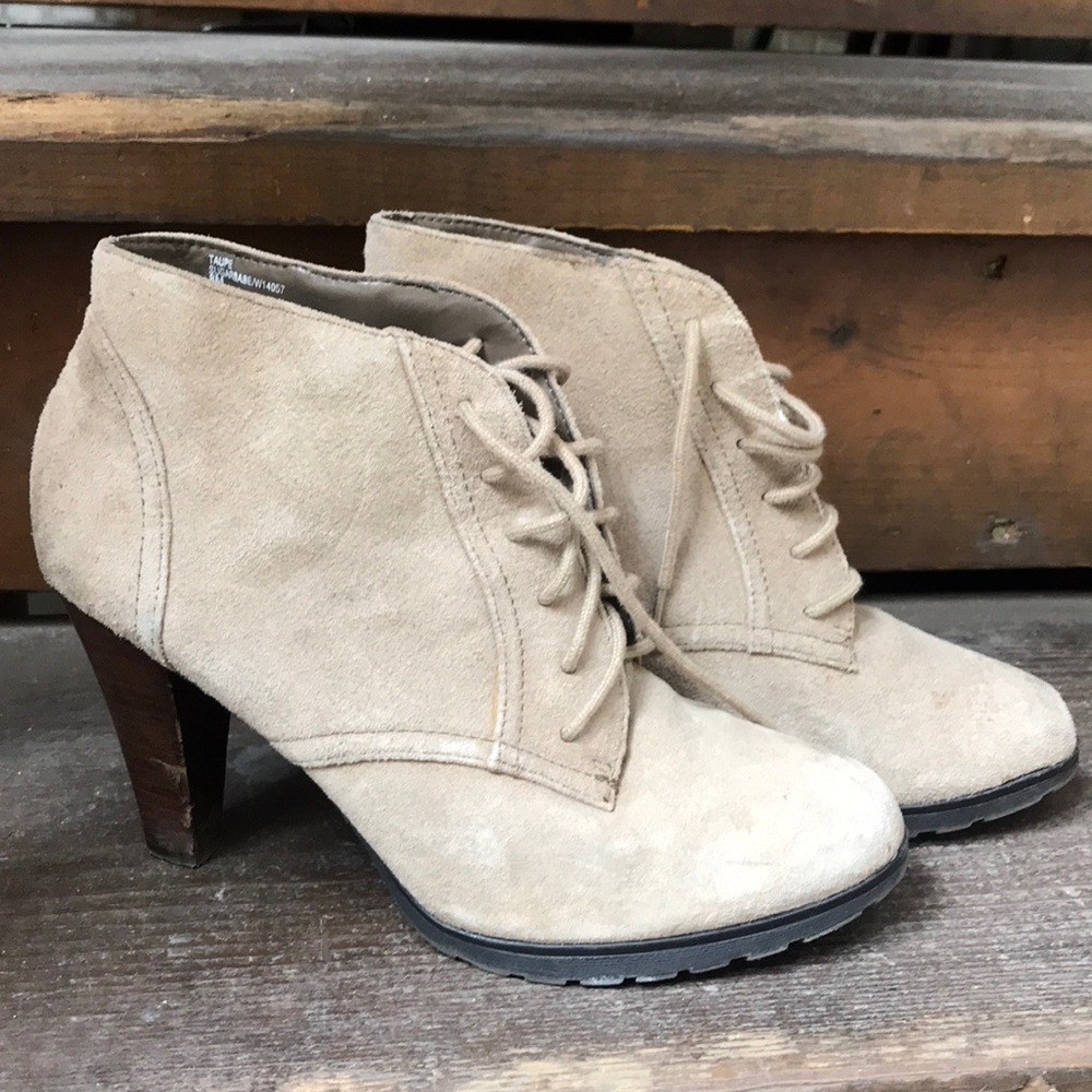 White Mountain Sugar Babe Heeled Booties